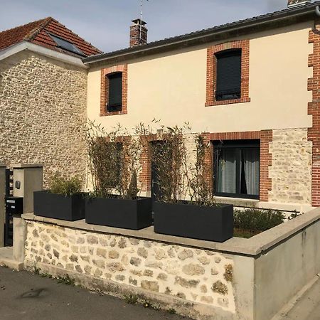 Agreable Maison Petit Jardin A 7 Minutes De Reims Pargny-les-Reims Exterior foto