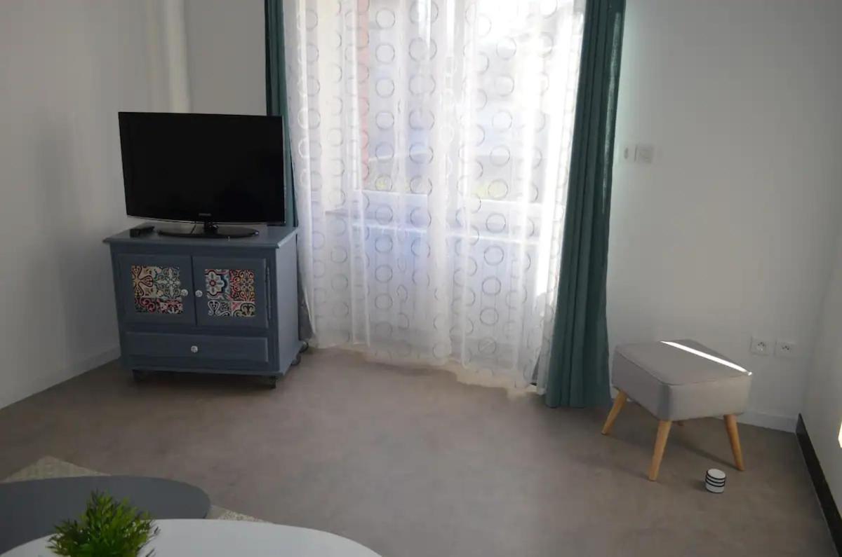 Agreable Maison Petit Jardin A 7 Minutes De Reims Pargny-les-Reims Exterior foto